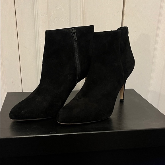 J. Crew Black Suede Ankle Booties Size 9 - Picture 1 of 11